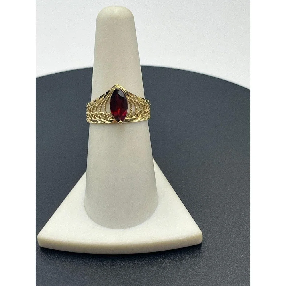 Designer 10K Yellow Gold Marquise Red Prong Garnet Ring Vintage Estate 7.25 1 Ct